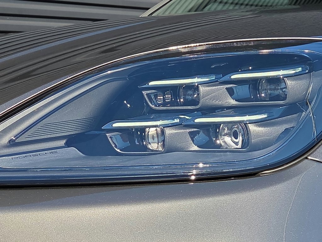 New 2026 Porsche Cayenne Coupe image 25