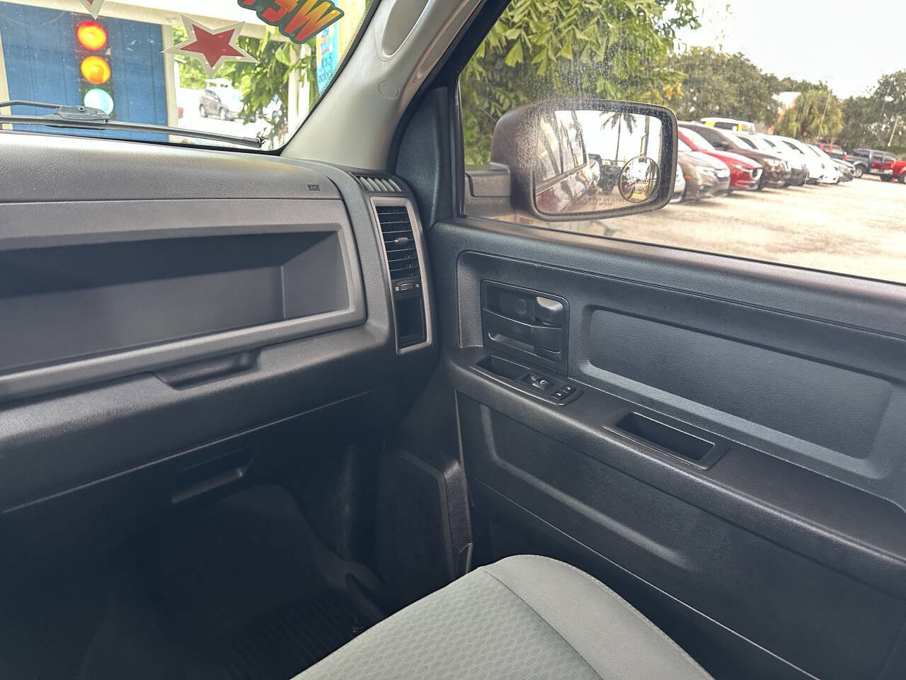 Used 2018 RAM 1500 Express w/ Express Value Package image 15