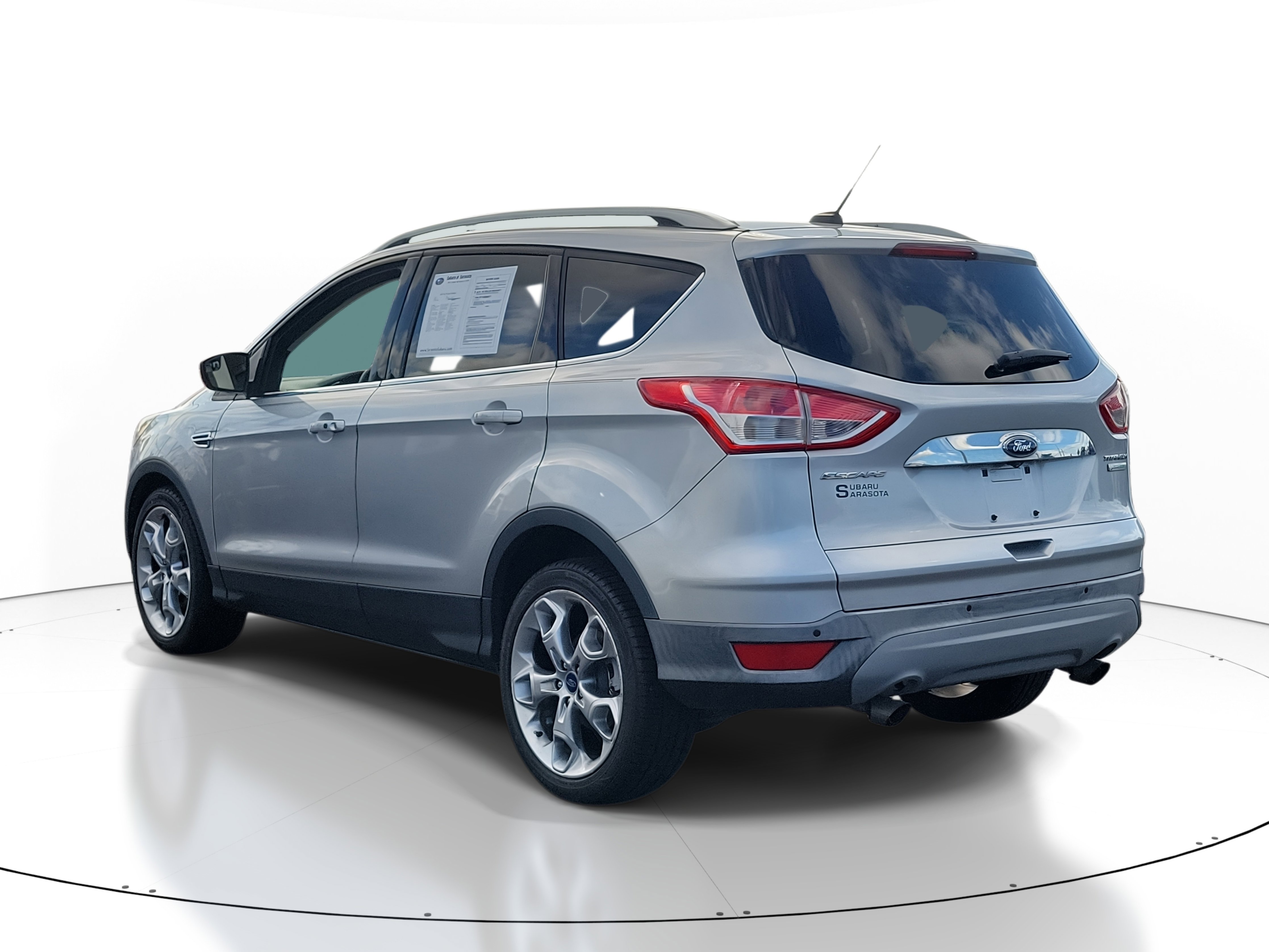 Used 2015 Ford Escape Titanium image 4