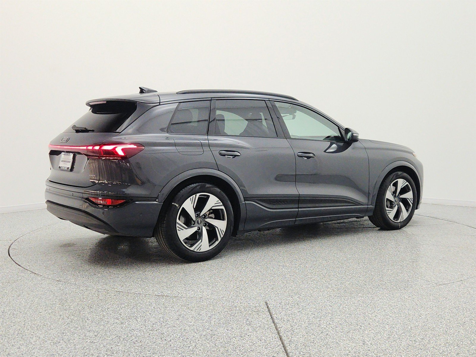 Used 2025 Audi Q6 e-tron Prestige w/ Black Warm Weather Package AWD/4WD image 5