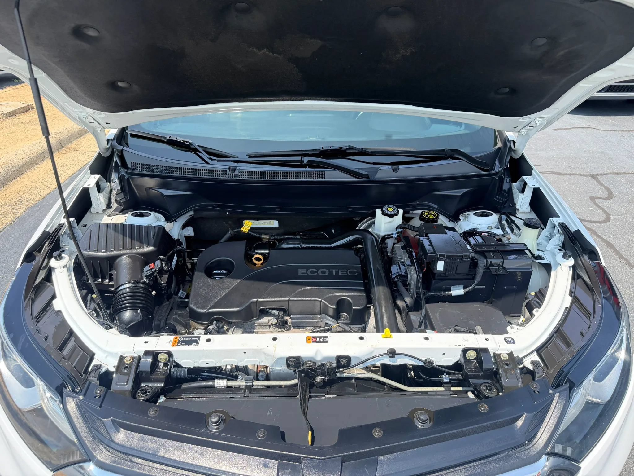 Used 2019 Chevrolet Equinox LT FWD image 29