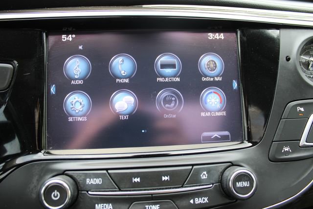 Used 2020 Buick Envision Premium AWD/4WD image 16