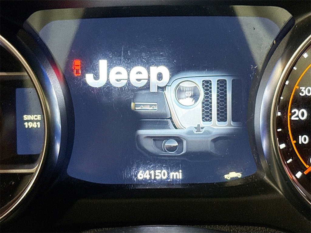 Used 2021 Jeep Gladiator Willys image 13