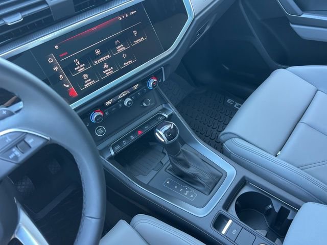 New 2025 Audi Q3 2.0T Premium image 35