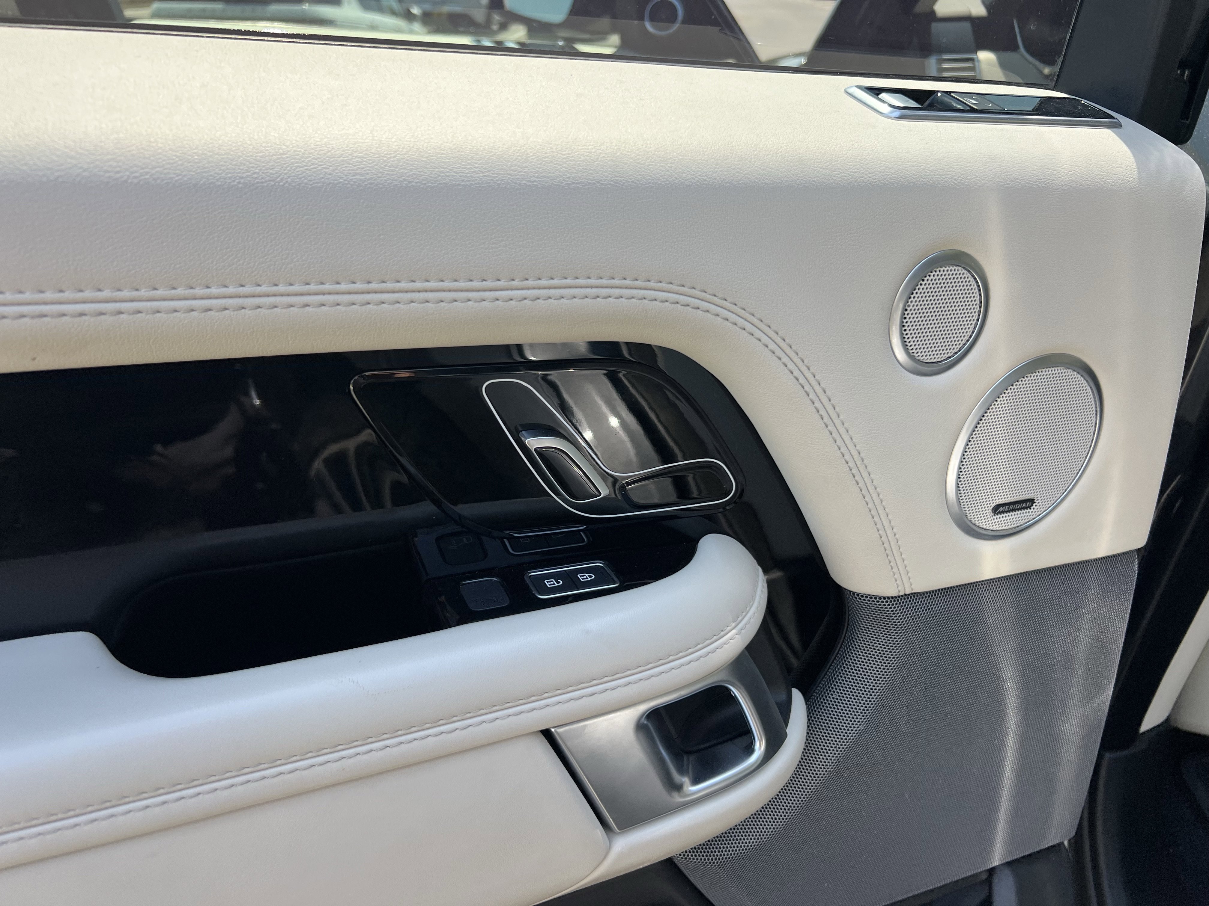 Certified 2022 Land Rover Range Rover Westminster Edition AWD/4WD image 31