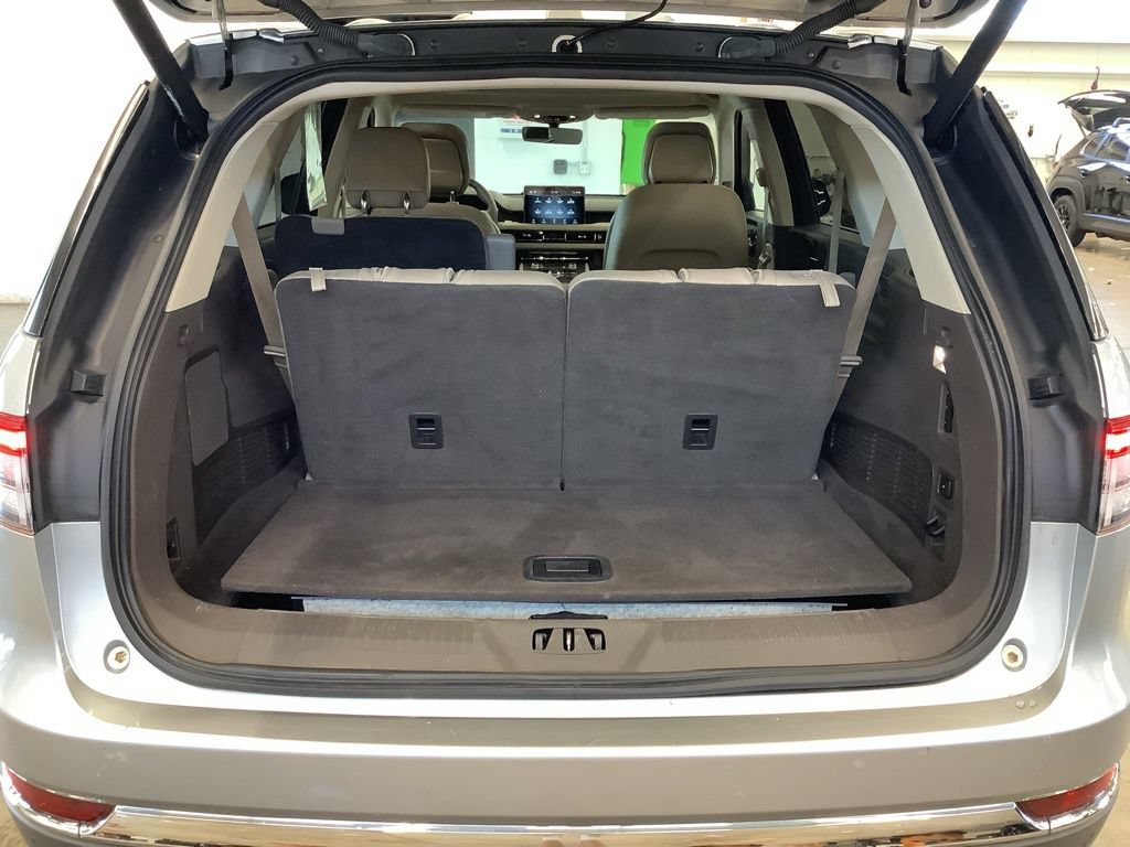 Used 2020 Lincoln Aviator Reserve w/ Equipment Group 201A AWD/4WD image 21