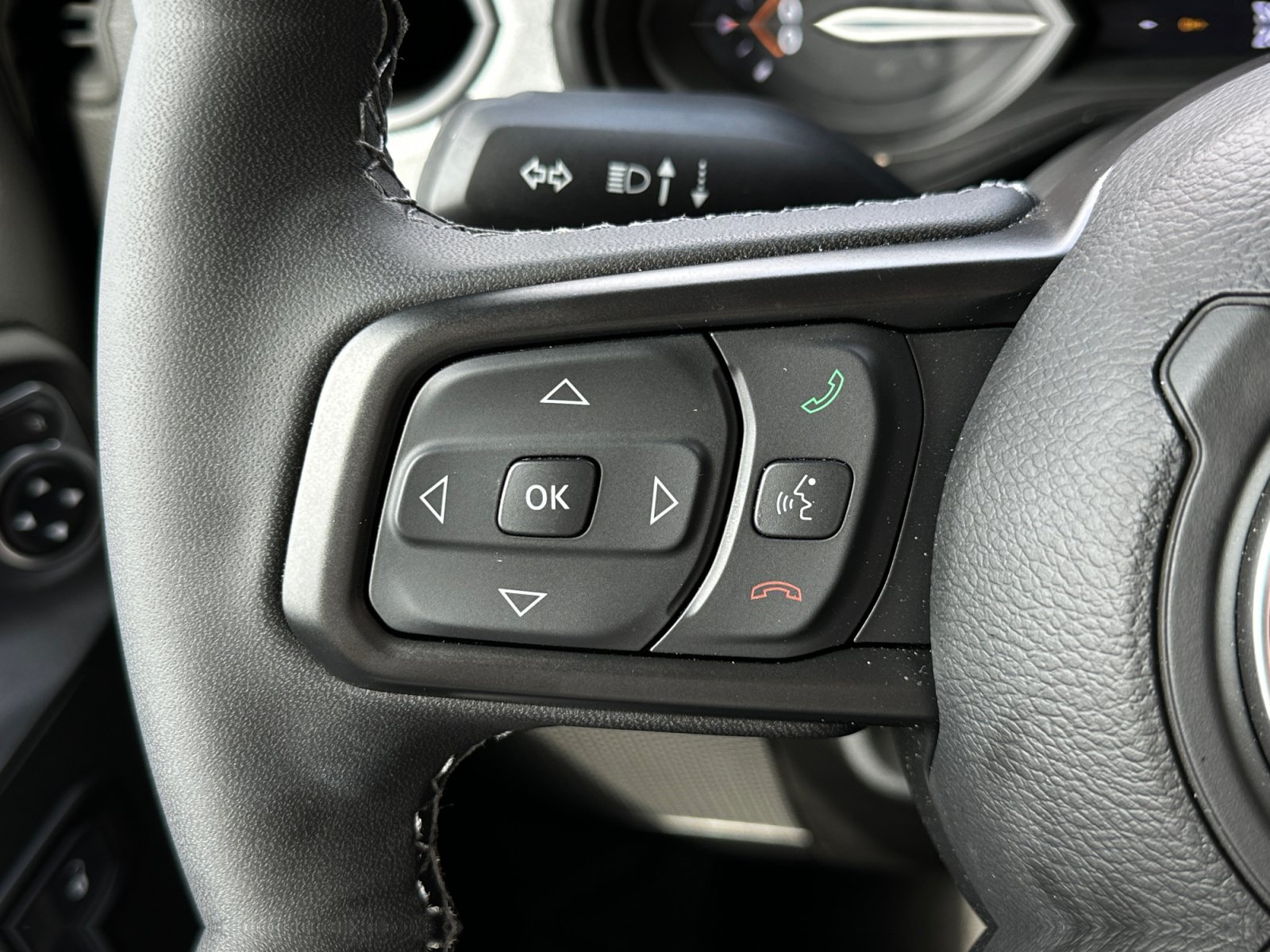 Used 2026 Jeep Wrangler Sport AWD/4WD image 30
