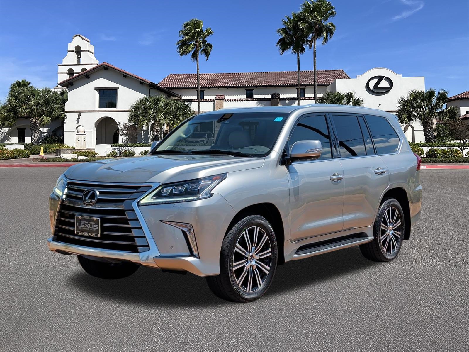 Certified 2021 Lexus LX 570 4WD w/ Luxury Package image 4