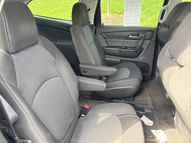 Used 2017 Chevrolet Traverse LT w/ Style and Technology Package image 14