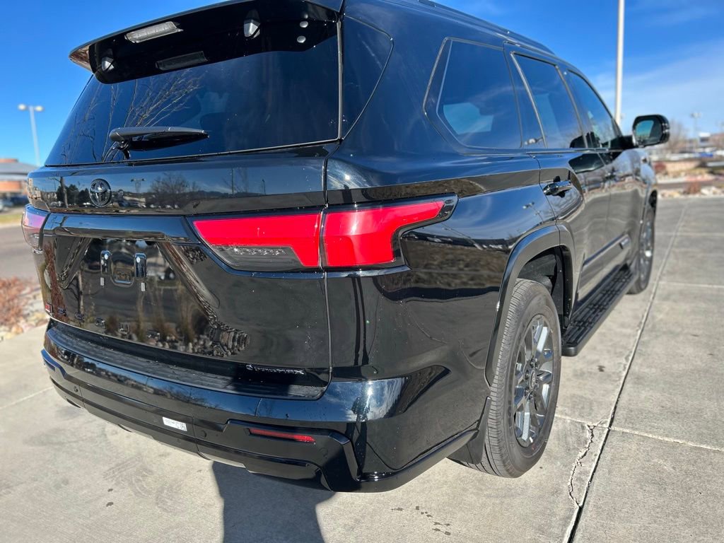 Used 2026 Toyota Sequoia Platinum image 7