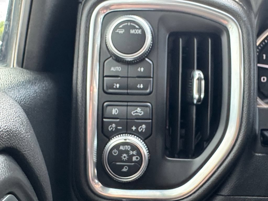 Used 2020 GMC Sierra 3500 Denali w/ Denali Ultimate Package AWD/4WD image 15