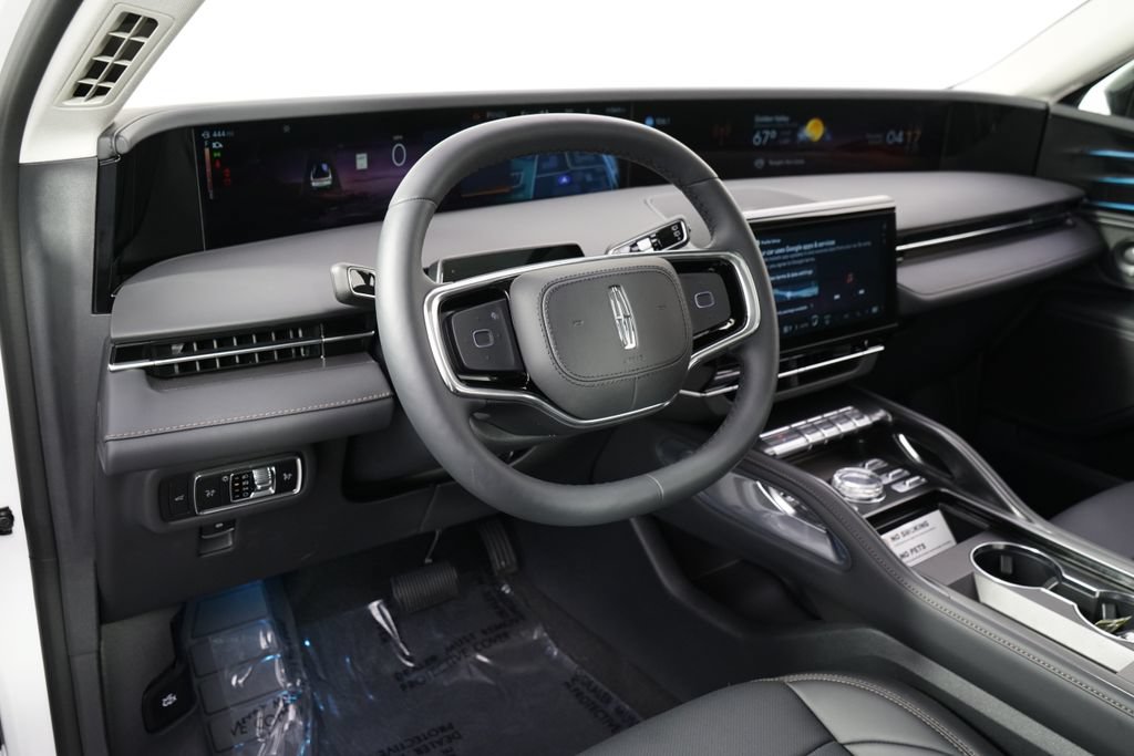 New 2026 Lincoln Nautilus Premier w/ Equipment Group 102A AWD/4WD image 12