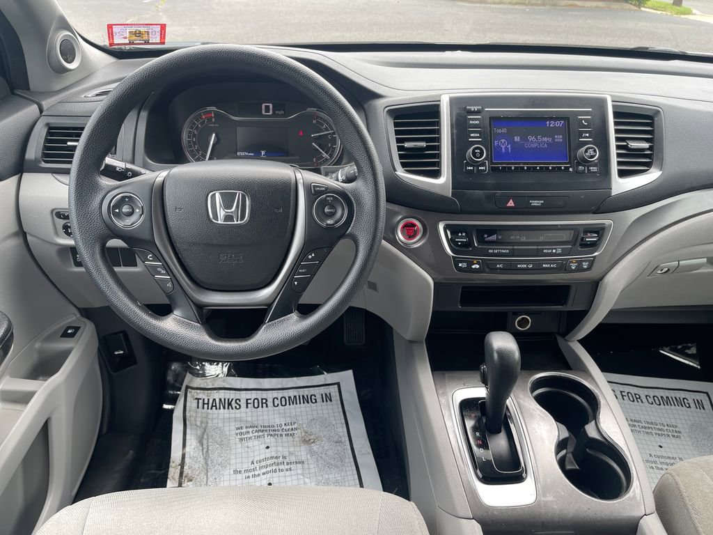 Used 2017 Honda Pilot LX image 17