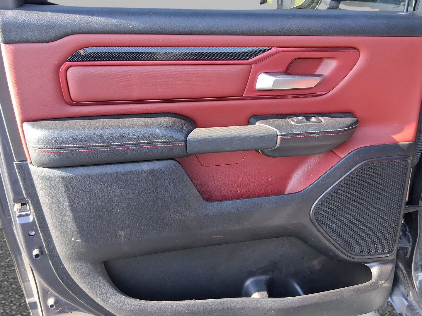 Used 2019 RAM 1500 Rebel AWD/4WD image 13