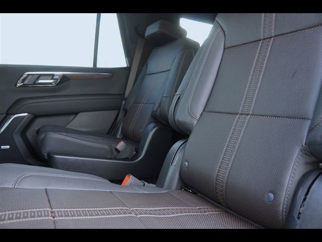 New 2026 Chevrolet Tahoe High Country AWD/4WD image 9