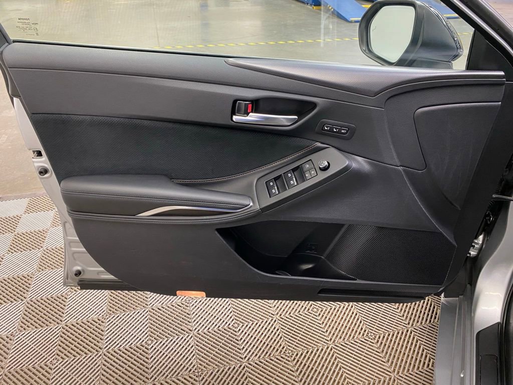 Used 2019 Toyota Avalon Touring image 23