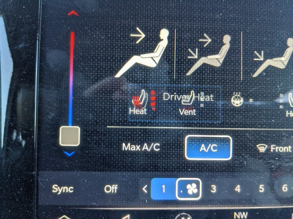 Certified 2024 RAM 1500 Laramie image 29