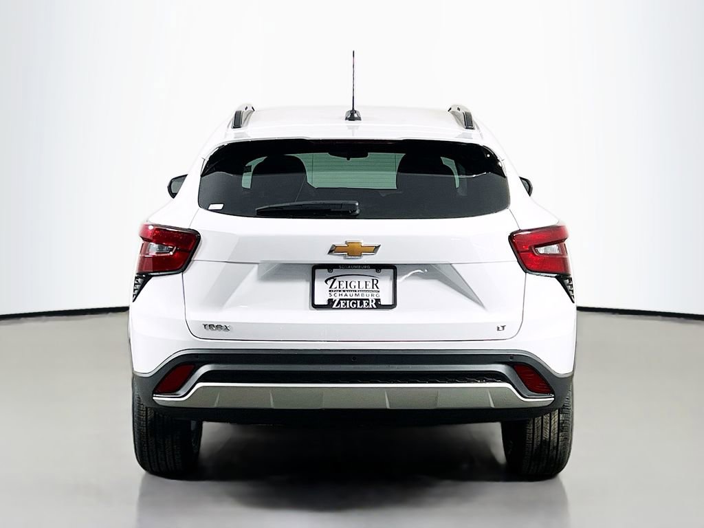 New 2026 Chevrolet Trax LT w/ Driver Confidence Package image 6