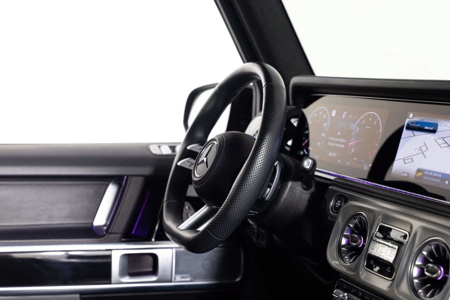 Used 2025 Mercedes-Benz G 550 w/ Exclusive Interior Package image 24