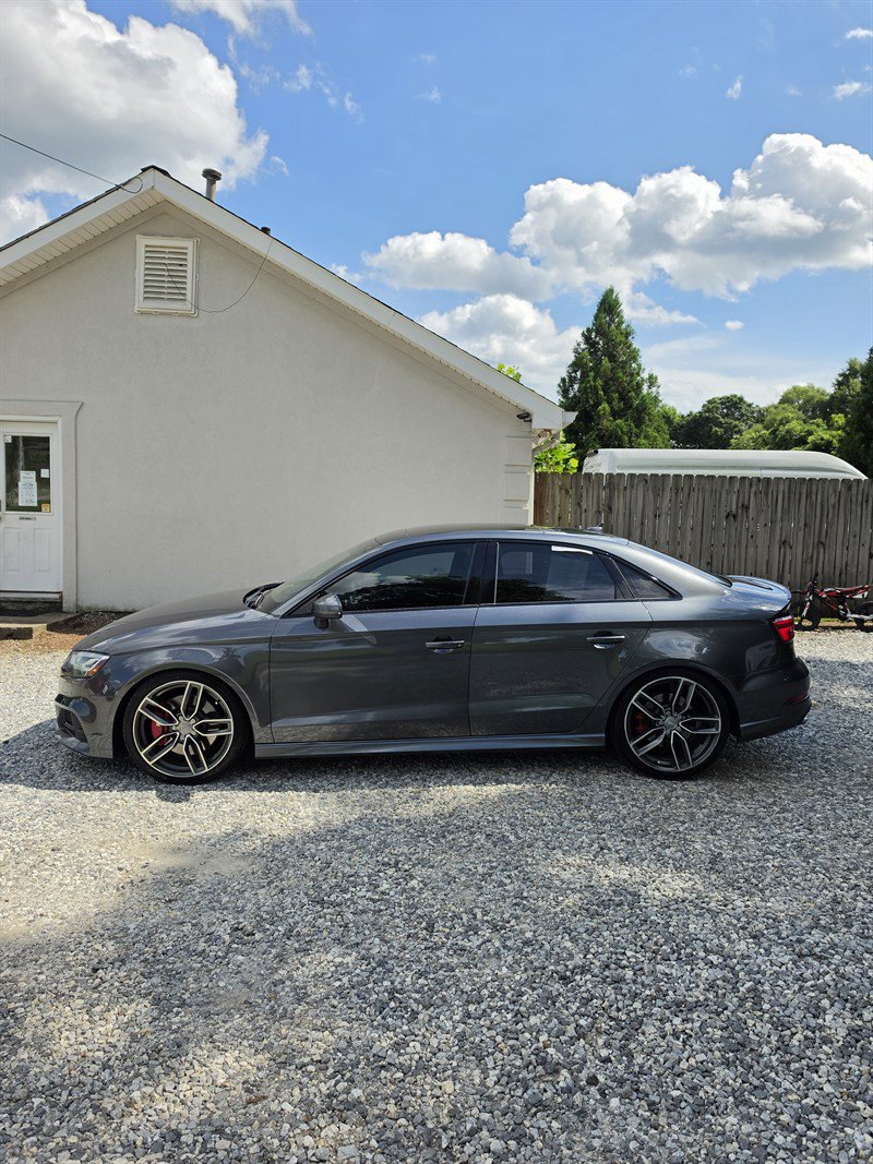 Used 2018 Audi S3 Prestige AWD/4WD image 3