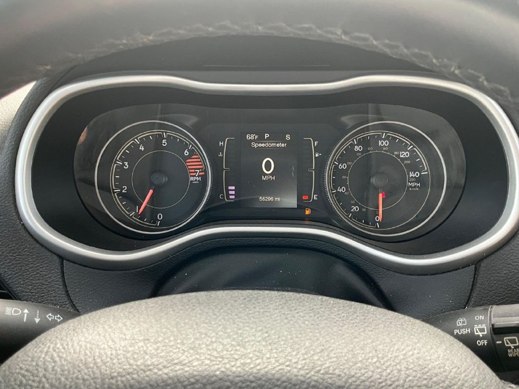 Used 2018 Jeep Cherokee Latitude Plus FWD image 14