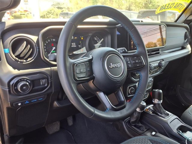 Used 2024 Jeep Wrangler Unlimited Rubicon 4xe image 20