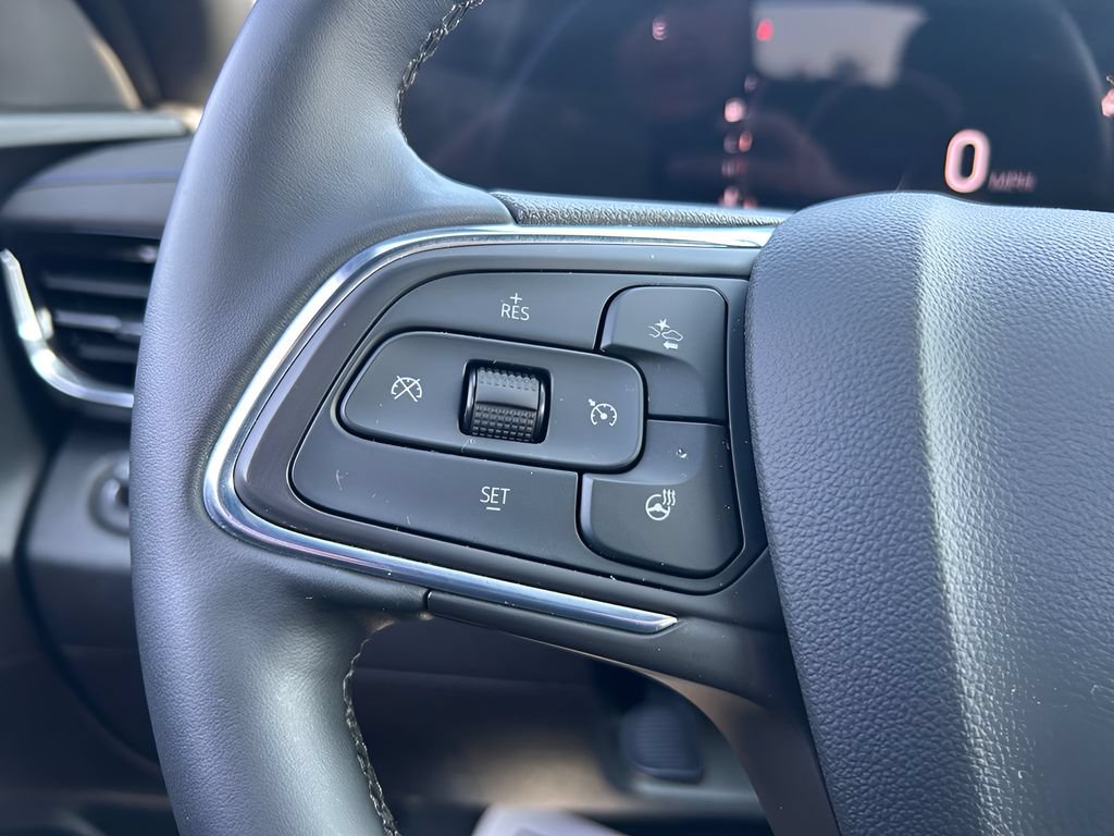 Used 2025 Buick Envista Sport Touring w/ Convenience I Package FWD image 22