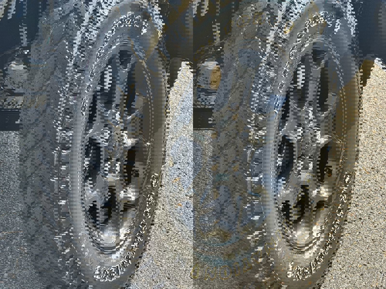 Used 2023 Jeep Wrangler Unlimited w/ 8.4" Radio Group image 12