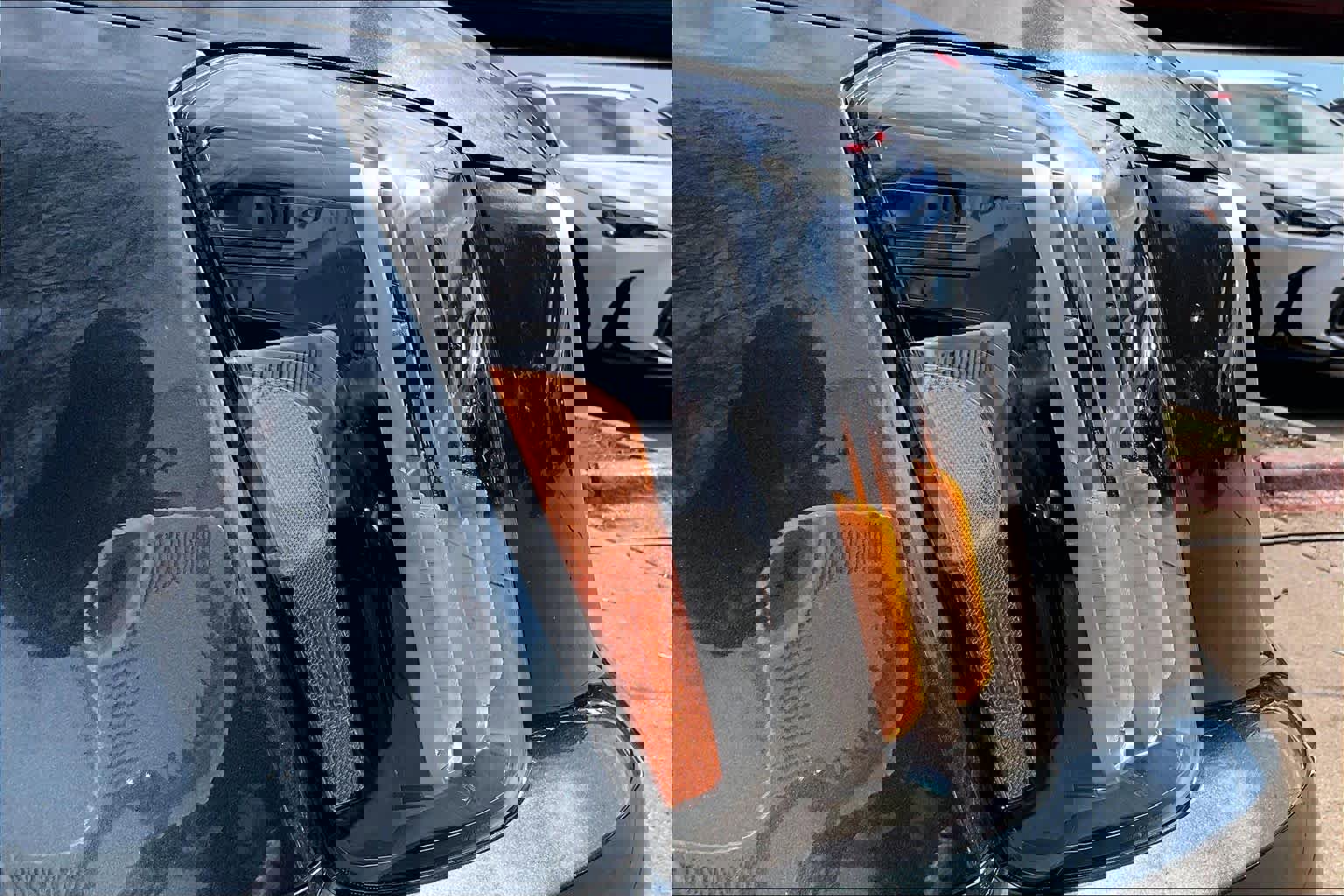 Used 2024 Kia Telluride LX image 25