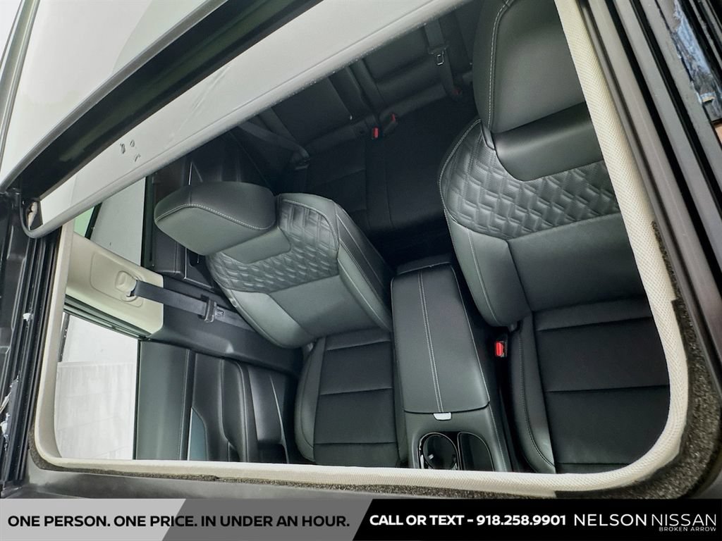 New 2026 Nissan Murano Platinum w/ Cargo Package AWD/4WD image 23