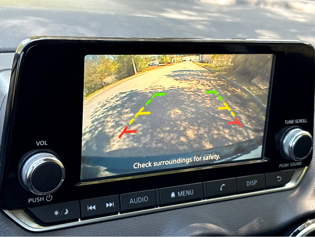 Certified 2023 Nissan Sentra S image 29