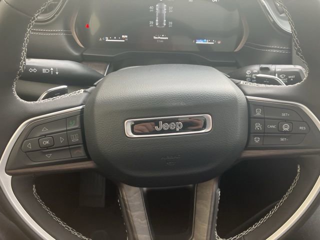 New 2026 Jeep Grand Cherokee Limited AWD/4WD image 10
