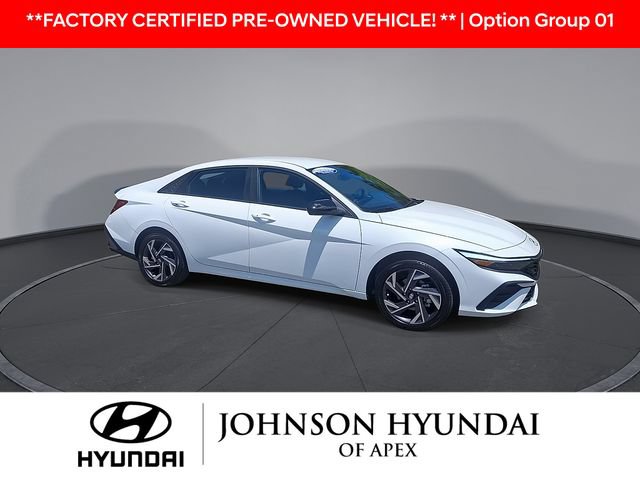 Certified 2025 Hyundai Elantra SEL FWD image 2