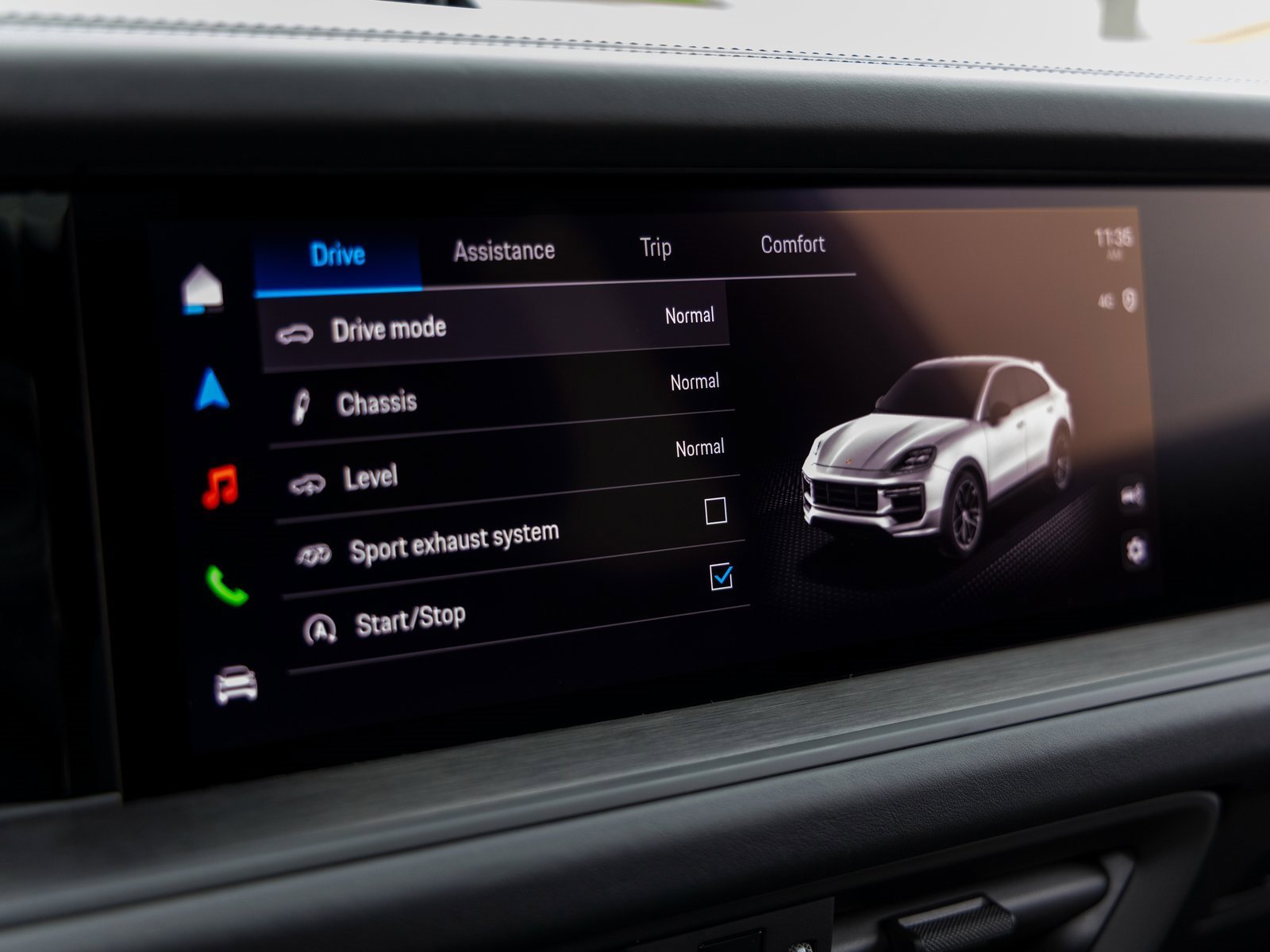 New 2025 Porsche Cayenne GTS image 37