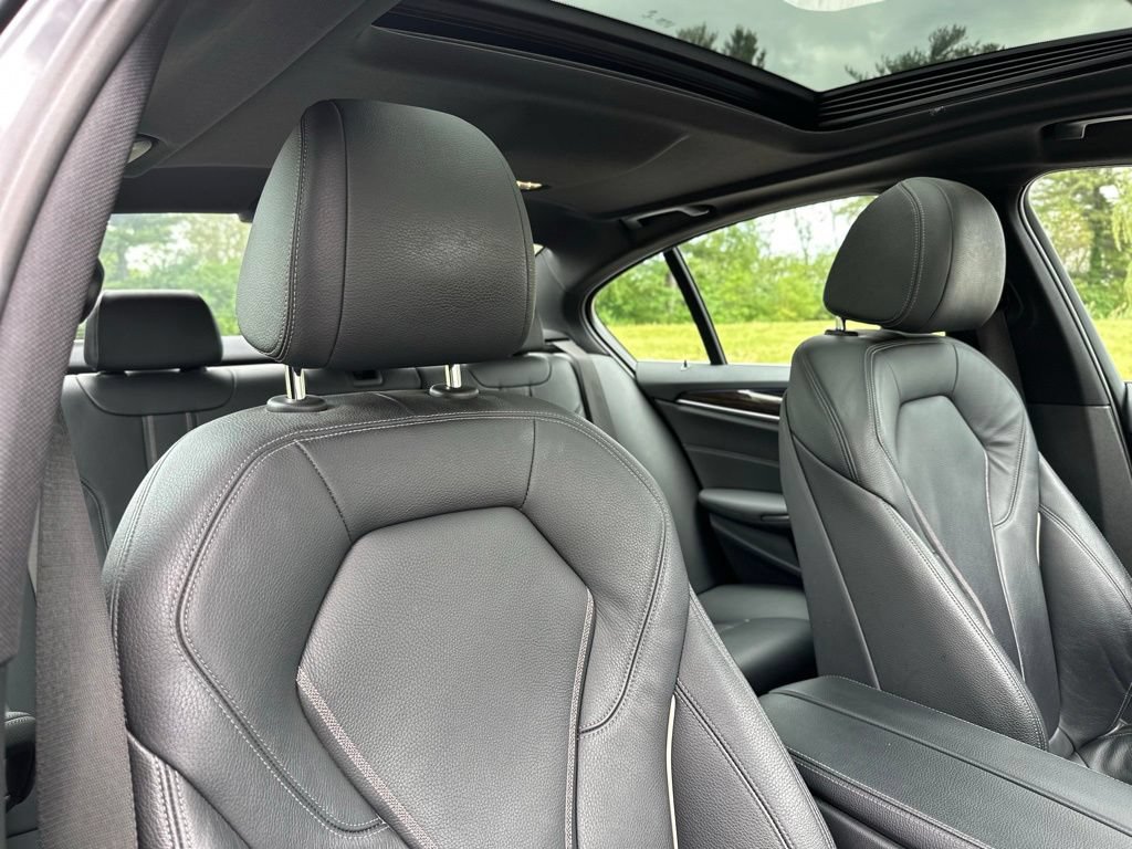 Used 2019 BMW 530i xDrive w/ Convenience Package AWD/4WD image 28