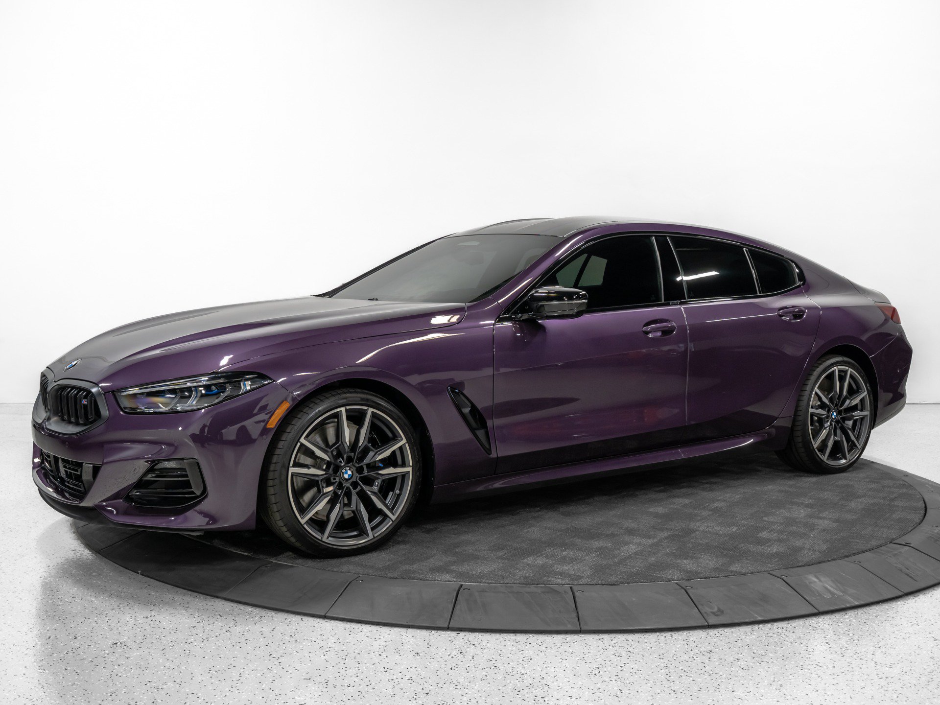 Used 2026 BMW M850i xDrive AWD/4WD image 3