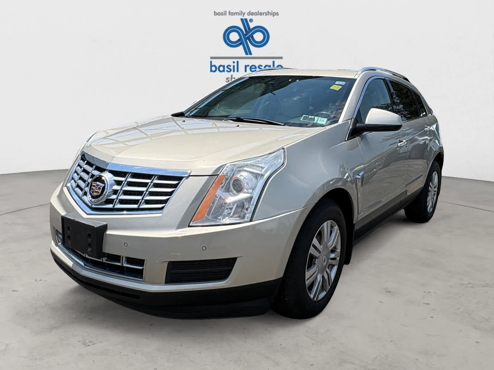 Used 2015 Cadillac SRX Luxury w/ Driver Awareness Package AWD/4WD image 2