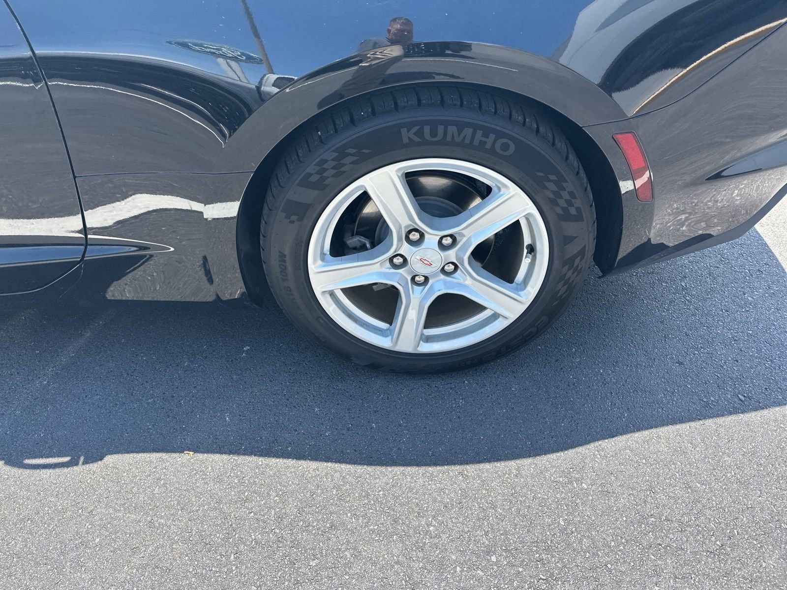 Used 2019 Chevrolet Camaro LT RWD image 6