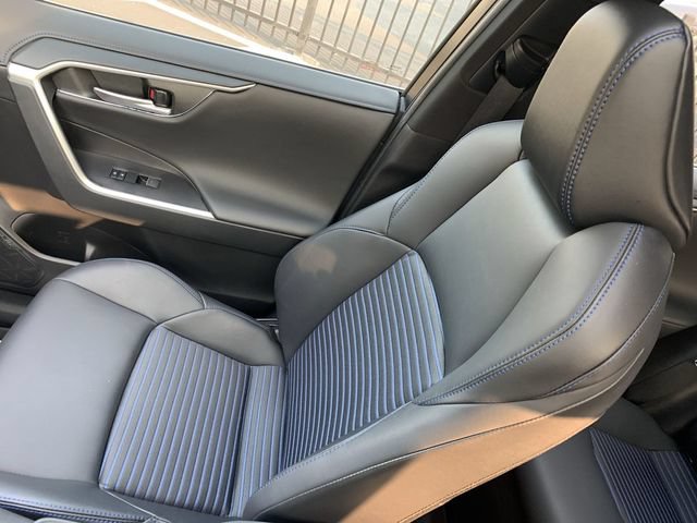 Used 2023 Toyota RAV4 XSE AWD/4WD image 31