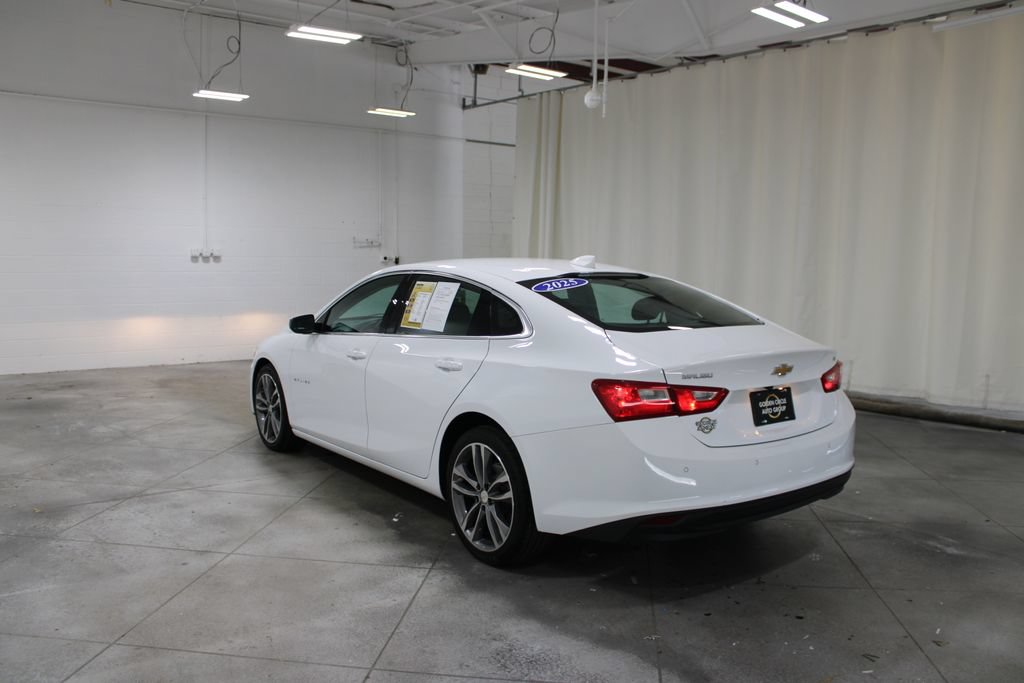 Used 2025 Chevrolet Malibu LT FWD image 7