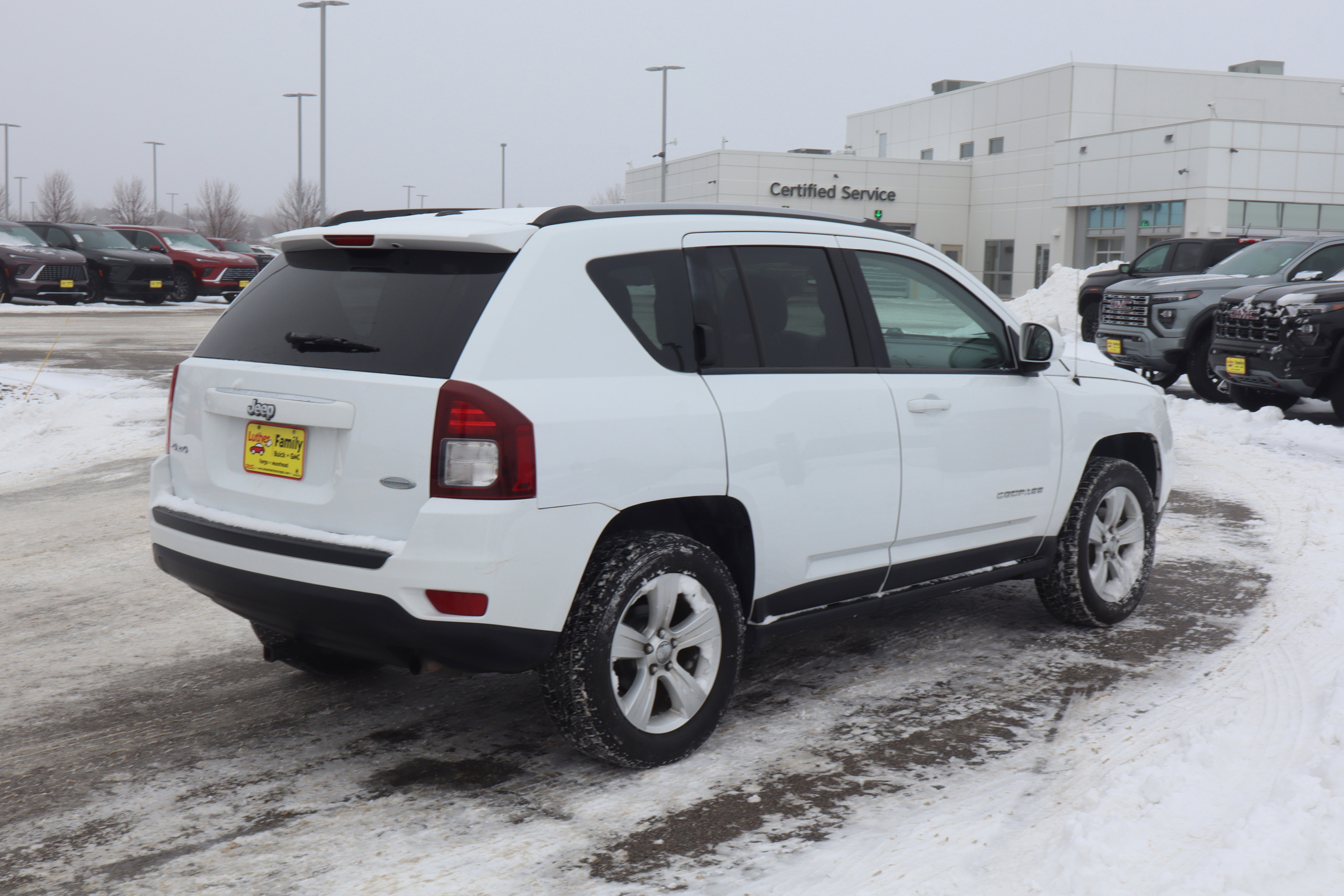 Used 2017 Jeep Compass Latitude image 5