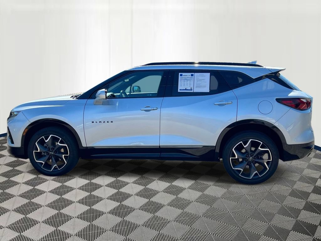 Used 2022 Chevrolet Blazer RS FWD image 2