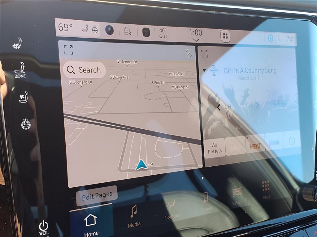 New 2025 Jeep Grand Wagoneer Base w/ 8-Passenger Seating Package image 8