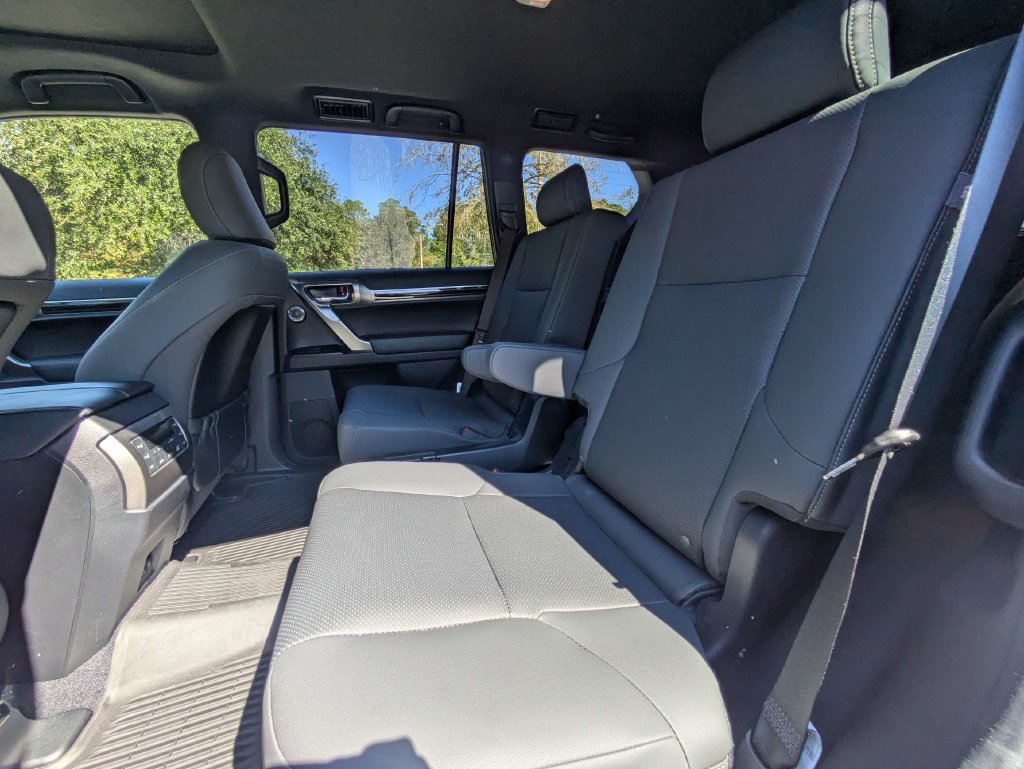 Used 2023 Lexus GX 460 Premium AWD/4WD image 14