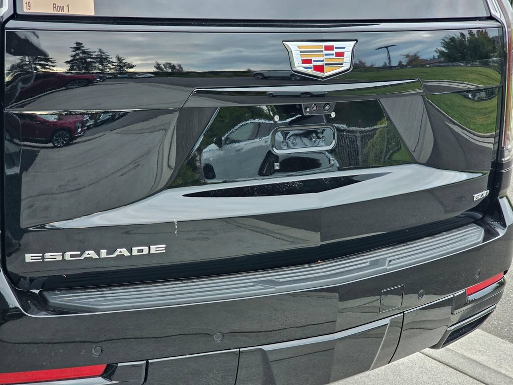 New 2026 Cadillac Escalade ESV Platinum Sport AWD/4WD image 15