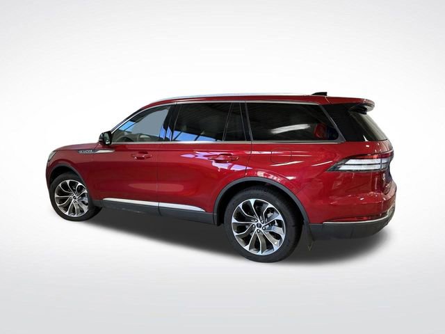 Used 2025 Lincoln Aviator Reserve w/ Illumination Package image 3