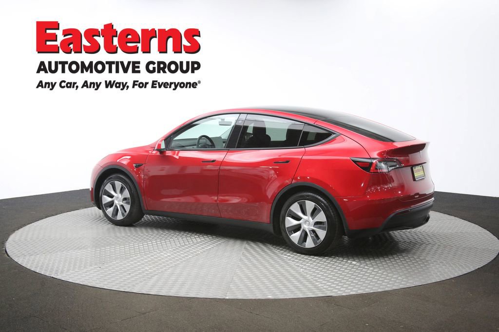 Used 2021 Tesla Model Y Standard Range image 60