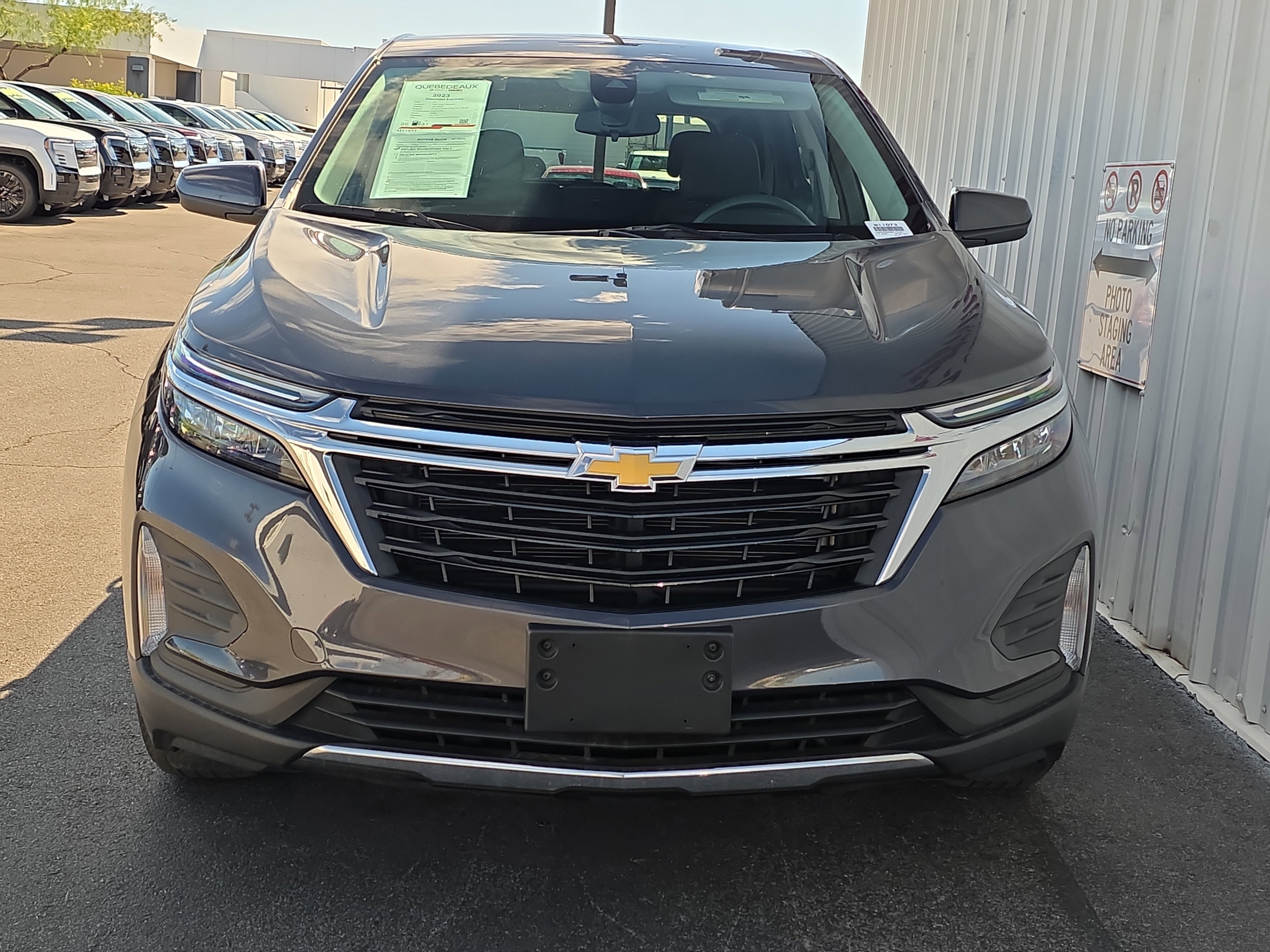 Used 2023 Chevrolet Equinox LT image 2