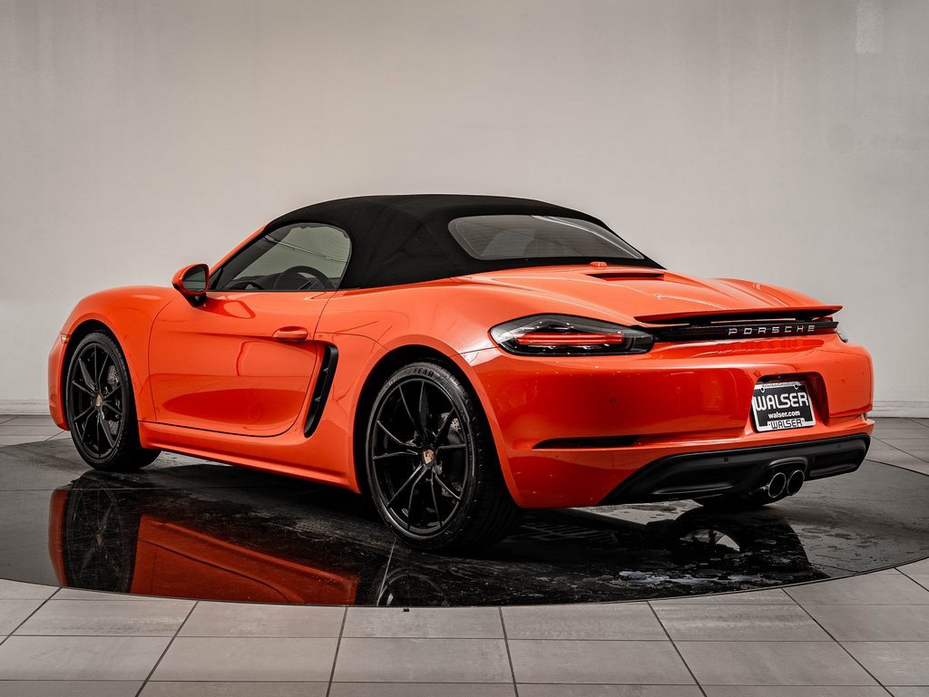Used 2019 Porsche 718 Boxster image 3