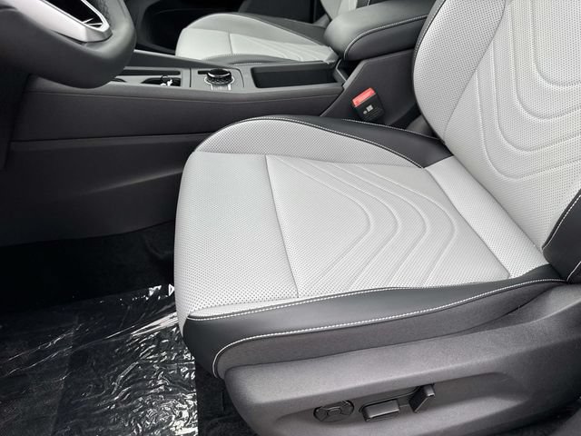 New 2026 Volkswagen Tiguan SE R-Line FWD image 15